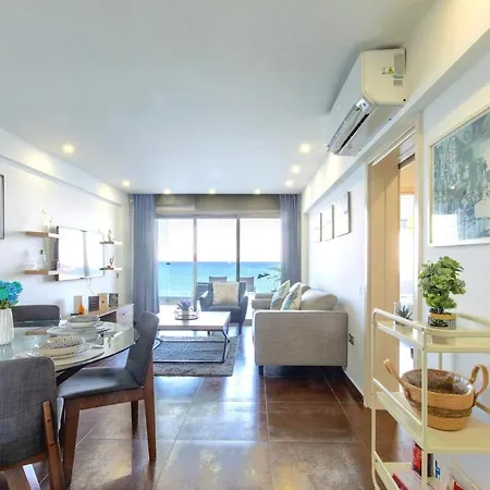 Sea View With Pool - Relax By The Coast Apartamento